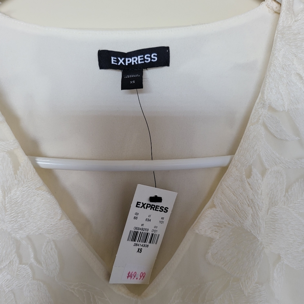 Express blouse Size XS - Picture 2 of 4
